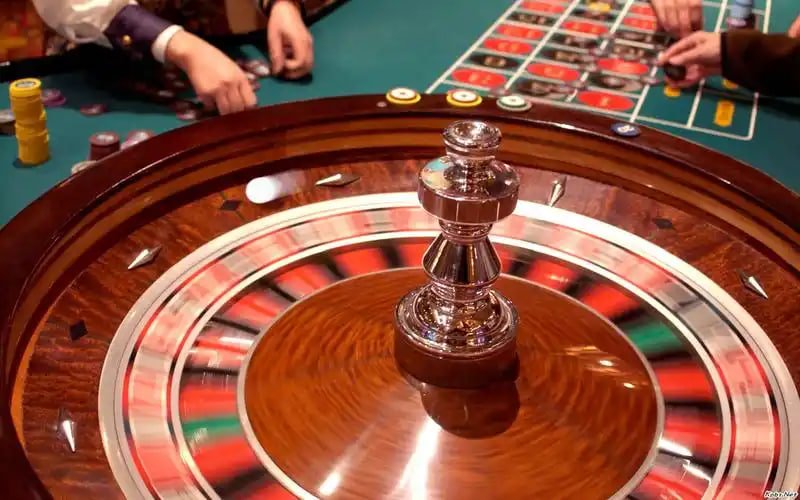 663 ကာစီနို Live Baccarat Roulette ဂိမ်းများ